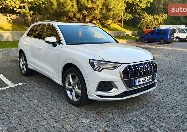 Білий Ауді Ку3, об'ємом двигуна 1.98 л та пробігом 58 тис. км за 31400 $, фото 9 на Automoto.ua