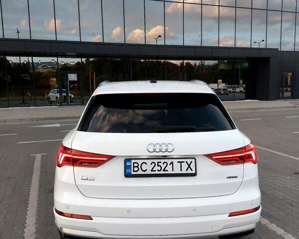 Белый Ауди Ку3, объемом двигателя 1.98 л и пробегом 50 тыс. км за 25200 $, фото 5 на Automoto.ua