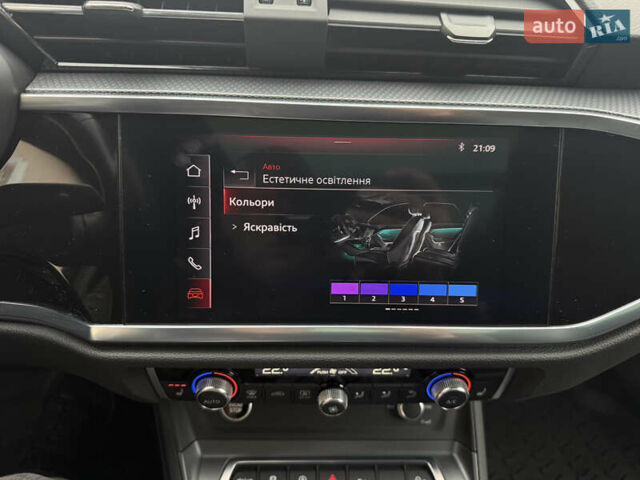 Ауди Ку3 2021 в Киеве на Automoto.ua Белый Ауди Ку3, объемом двигателя 1.98 л и пробегом 122 тыс. км за 28500 $, фото 32 на Automoto.ua