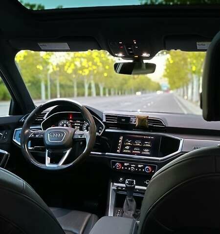 Білий Ауді Ку3, об'ємом двигуна 1.98 л та пробігом 58 тис. км за 31400 $, фото 37 на Automoto.ua
