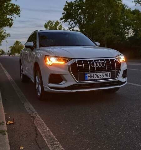 Білий Ауді Ку3, об'ємом двигуна 1.98 л та пробігом 58 тис. км за 31400 $, фото 25 на Automoto.ua