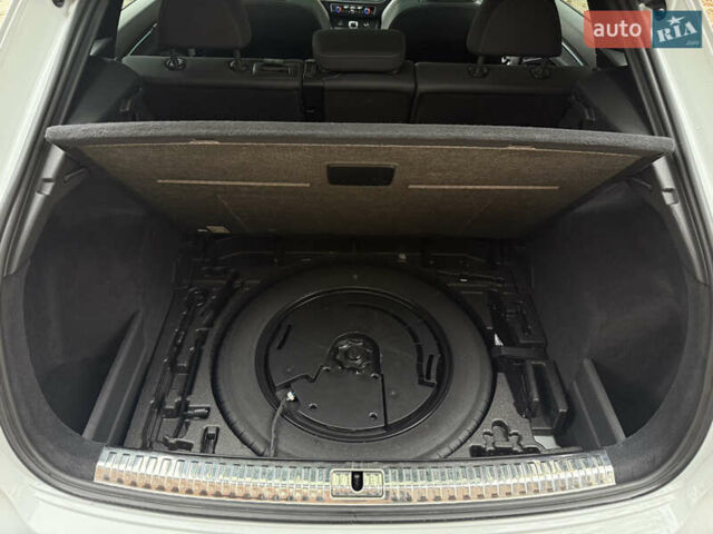 Ауди Ку3 2021 в Киеве на Automoto.ua Белый Ауди Ку3, объемом двигателя 1.98 л и пробегом 122 тыс. км за 28500 $, фото 53 на Automoto.ua