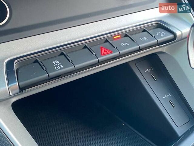 Белый Ауди Ку3, объемом двигателя 1.4 л и пробегом 46 тыс. км за 31490 $, фото 18 на Automoto.ua