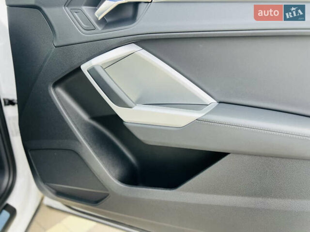 Білий Ауді Ку3, об'ємом двигуна 1.4 л та пробігом 20 тис. км за 34800 $, фото 42 на Automoto.ua