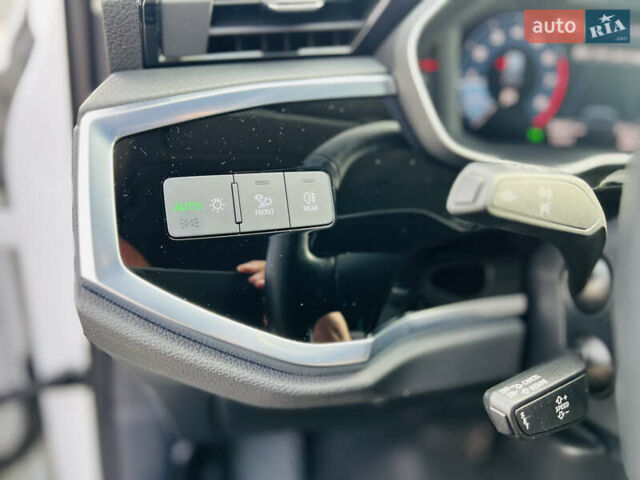 Білий Ауді Ку3, об'ємом двигуна 1.4 л та пробігом 20 тис. км за 34800 $, фото 53 на Automoto.ua