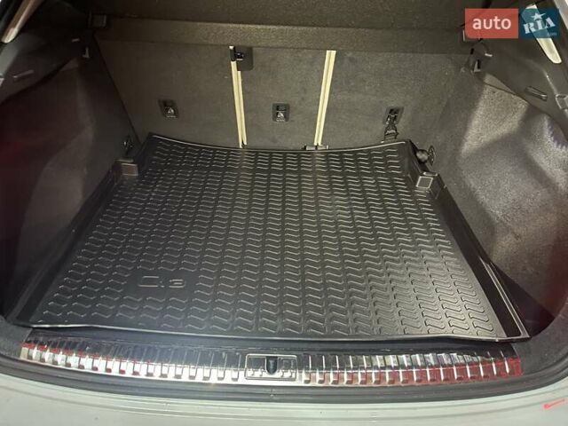 Белый Ауди Ку3, объемом двигателя 1.98 л и пробегом 78 тыс. км за 27900 $, фото 15 на Automoto.ua