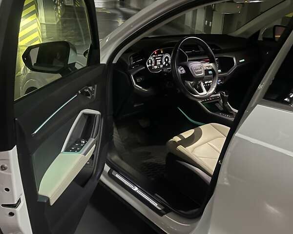 Белый Ауди Ку3, объемом двигателя 1.98 л и пробегом 78 тыс. км за 27900 $, фото 4 на Automoto.ua