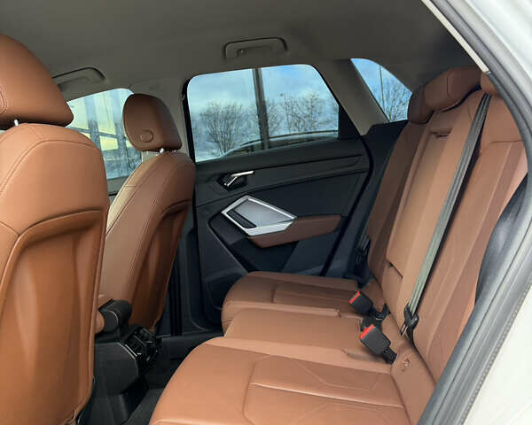 Белый Ауди Ку3, объемом двигателя 1.4 л и пробегом 46 тыс. км за 29500 $, фото 25 на Automoto.ua