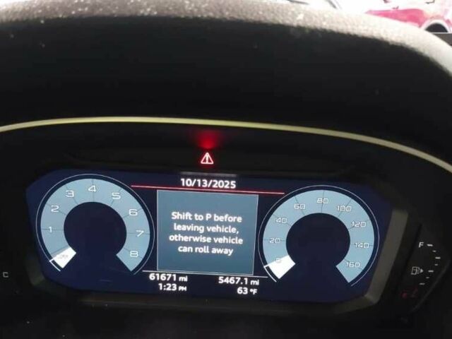 Белый Ауди Ку3, объемом двигателя 2 л и пробегом 98 тыс. км за 15300 $, фото 14 на Automoto.ua