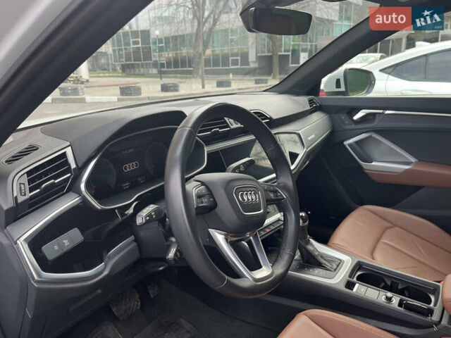 Белый Ауди Ку3, объемом двигателя 1.98 л и пробегом 55 тыс. км за 45000 $, фото 8 на Automoto.ua