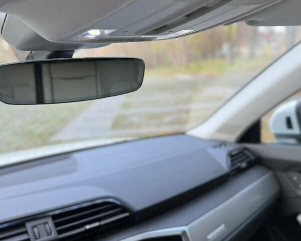 Белый Ауди Ку3, объемом двигателя 2 л и пробегом 20 тыс. км за 32500 $, фото 28 на Automoto.ua