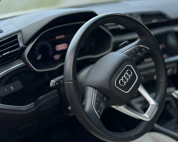 Белый Ауди Ку3, объемом двигателя 2 л и пробегом 20 тыс. км за 32500 $, фото 35 на Automoto.ua