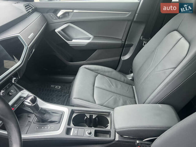 Белый Ауди Ку3, объемом двигателя 1.98 л и пробегом 16 тыс. км за 32200 $, фото 31 на Automoto.ua