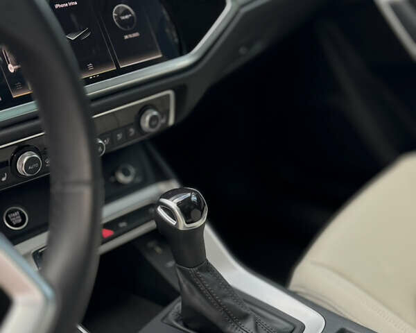 Белый Ауди Ку3, объемом двигателя 2 л и пробегом 20 тыс. км за 32500 $, фото 37 на Automoto.ua