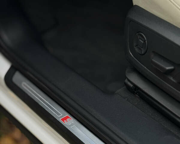 Белый Ауди Ку3, объемом двигателя 2 л и пробегом 20 тыс. км за 32500 $, фото 32 на Automoto.ua