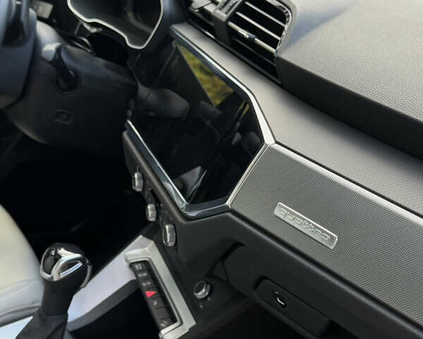 Белый Ауди Ку3, объемом двигателя 2 л и пробегом 20 тыс. км за 32500 $, фото 31 на Automoto.ua