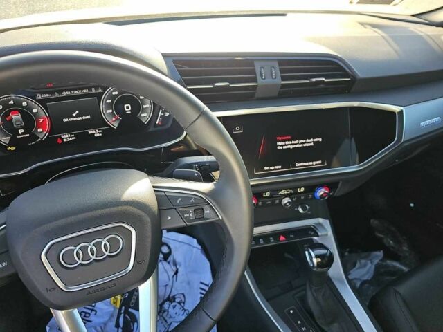 Белый Ауди Ку3, объемом двигателя 0 л и пробегом 13 тыс. км за 36200 $, фото 10 на Automoto.ua