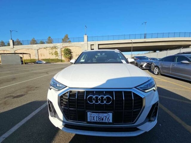 Белый Ауди Ку3, объемом двигателя 0 л и пробегом 13 тыс. км за 36200 $, фото 1 на Automoto.ua