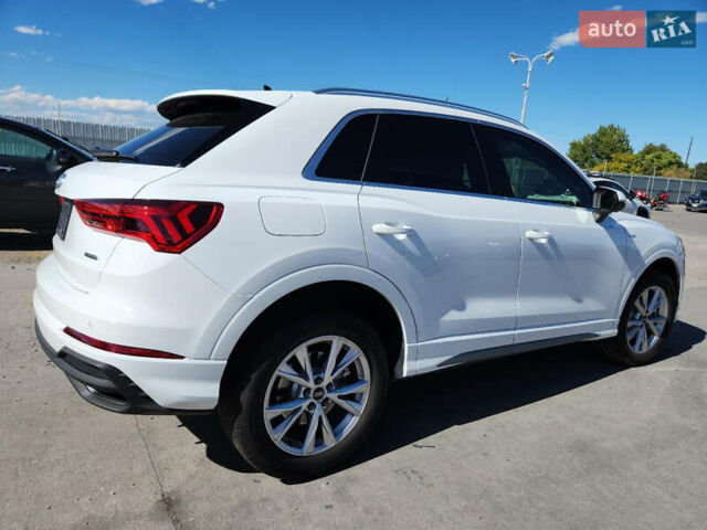 Белый Ауди Ку3, объемом двигателя 2 л и пробегом 3 тыс. км за 27000 $, фото 4 на Automoto.ua