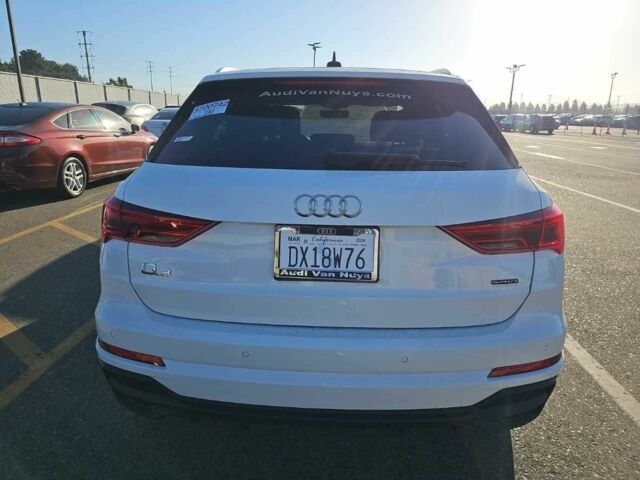 Белый Ауди Ку3, объемом двигателя 0 л и пробегом 13 тыс. км за 36200 $, фото 3 на Automoto.ua