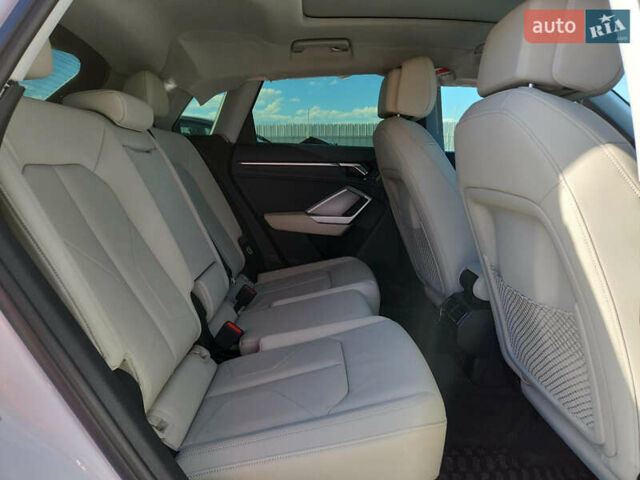 Белый Ауди Ку3, объемом двигателя 2 л и пробегом 3 тыс. км за 27000 $, фото 11 на Automoto.ua