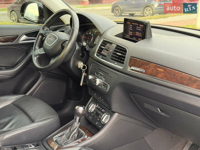 Черный Ауди Ку3, объемом двигателя 1.97 л и пробегом 185 тыс. км за 17199 $, фото 77 на Automoto.ua