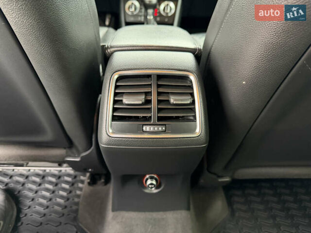 Черный Ауди Ку3, объемом двигателя 1.97 л и пробегом 185 тыс. км за 17199 $, фото 60 на Automoto.ua