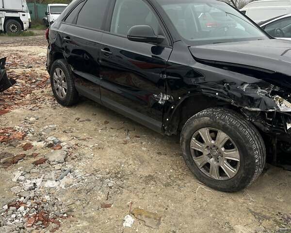 Черный Ауди Ку3, объемом двигателя 1.97 л и пробегом 250 тыс. км за 7600 $, фото 4 на Automoto.ua