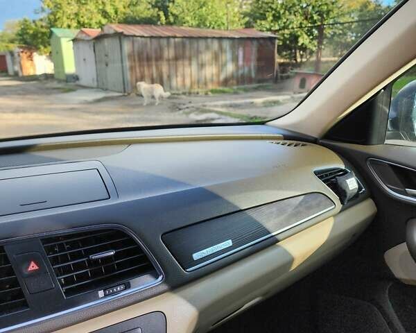 Черный Ауди Ку3, объемом двигателя 1.97 л и пробегом 182 тыс. км за 15800 $, фото 20 на Automoto.ua