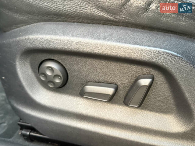 Чорний Ауді Ку3, об'ємом двигуна 2 л та пробігом 171 тис. км за 13700 $, фото 48 на Automoto.ua