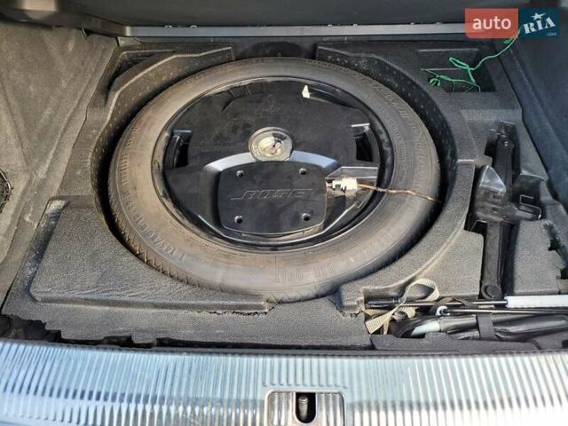 Черный Ауди Ку3, объемом двигателя 1.98 л и пробегом 155 тыс. км за 12500 $, фото 35 на Automoto.ua