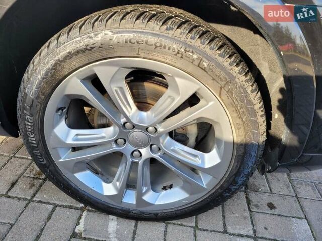 Черный Ауди Ку3, объемом двигателя 1.98 л и пробегом 155 тыс. км за 12500 $, фото 7 на Automoto.ua