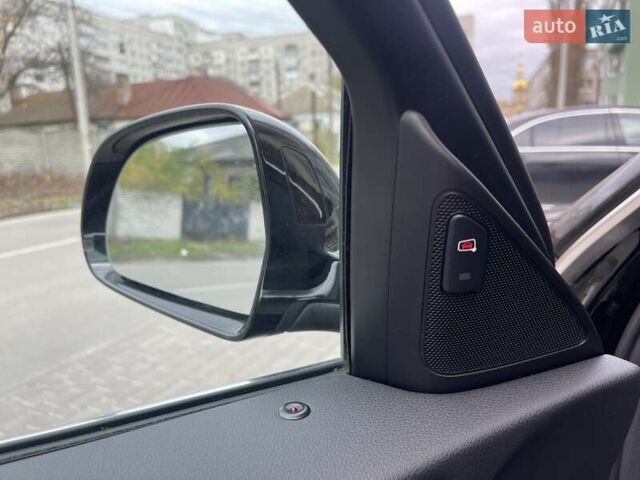 Черный Ауди Ку3, объемом двигателя 2 л и пробегом 79 тыс. км за 18200 $, фото 12 на Automoto.ua