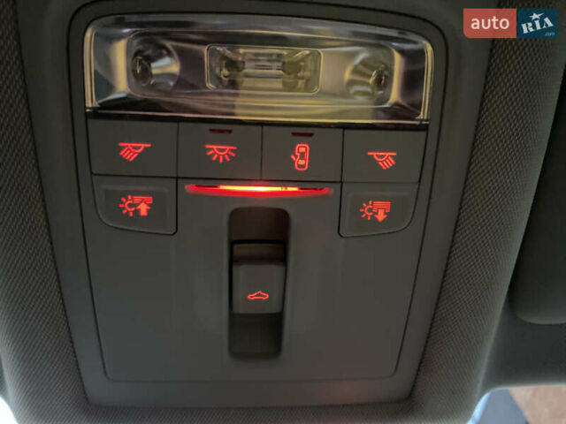 Черный Ауди Ку3, объемом двигателя 1.98 л и пробегом 184 тыс. км за 15500 $, фото 24 на Automoto.ua