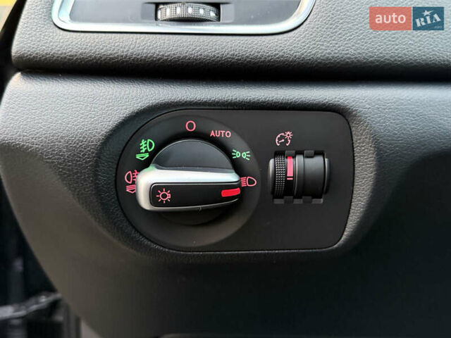 Чорний Ауді Ку3, об'ємом двигуна 2 л та пробігом 171 тис. км за 13700 $, фото 49 на Automoto.ua