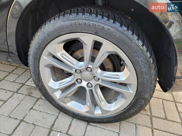 Черный Ауди Ку3, объемом двигателя 1.98 л и пробегом 155 тыс. км за 12500 $, фото 9 на Automoto.ua