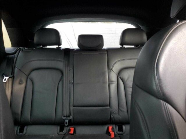 Черный Ауди Ку3, объемом двигателя 2 л и пробегом 43 тыс. км за 3000 $, фото 9 на Automoto.ua