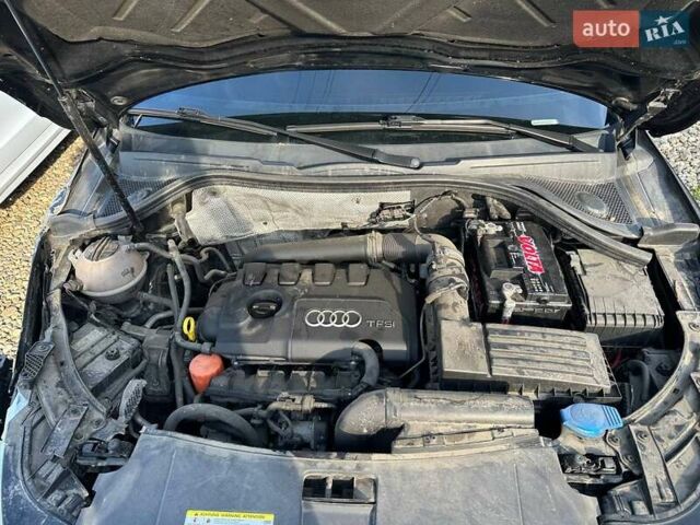 Черный Ауди Ку3, объемом двигателя 2 л и пробегом 233 тыс. км за 10100 $, фото 9 на Automoto.ua