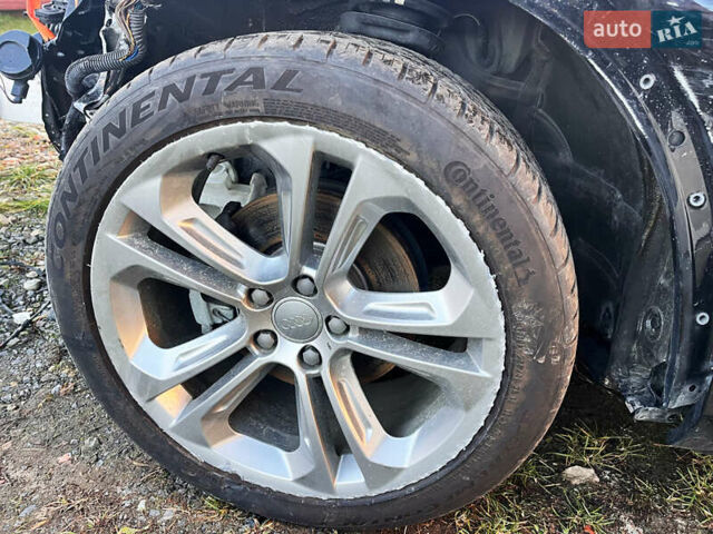 Чорний Ауді Ку3, об'ємом двигуна 1.98 л та пробігом 102 тис. км за 11200 $, фото 11 на Automoto.ua