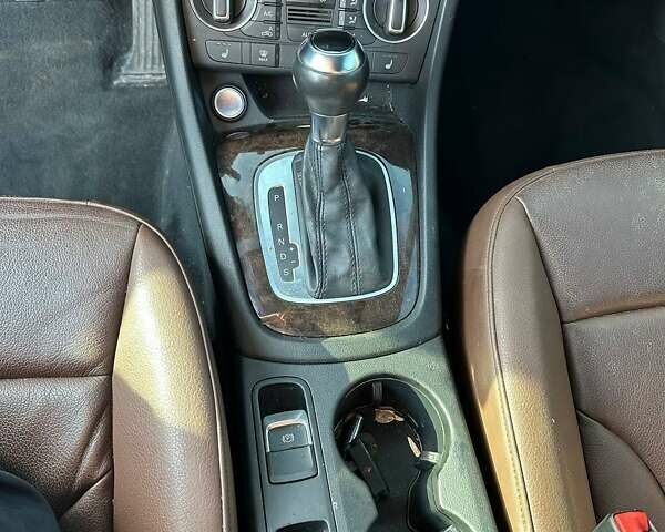 Черный Ауди Ку3, объемом двигателя 2 л и пробегом 233 тыс. км за 10100 $, фото 21 на Automoto.ua