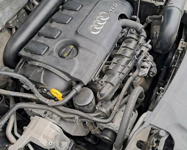 Чорний Ауді Ку3, об'ємом двигуна 2 л та пробігом 146 тис. км за 16200 $, фото 18 на Automoto.ua