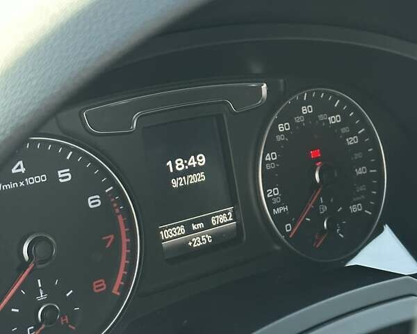 Черный Ауди Ку3, объемом двигателя 1.98 л и пробегом 104 тыс. км за 19900 $, фото 12 на Automoto.ua