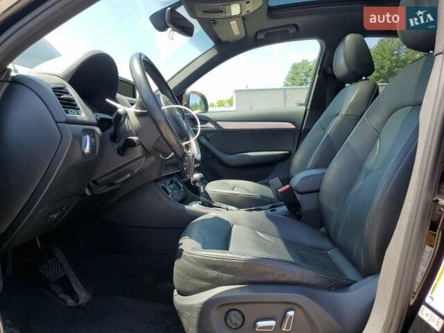 Черный Ауди Ку3, объемом двигателя 1.98 л и пробегом 150 тыс. км за 2900 $, фото 6 на Automoto.ua