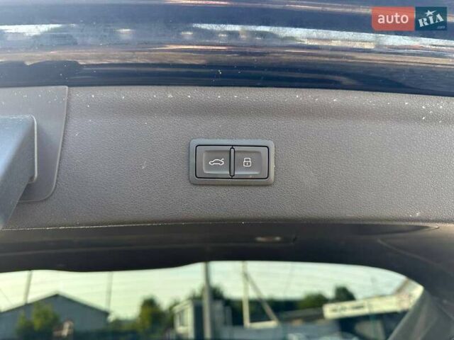 Черный Ауди Ку3, объемом двигателя 2 л и пробегом 233 тыс. км за 10100 $, фото 5 на Automoto.ua