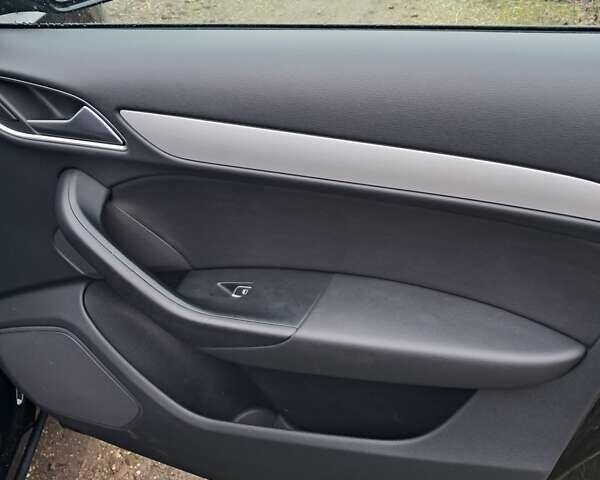 Чорний Ауді Ку3, об'ємом двигуна 2 л та пробігом 146 тис. км за 16200 $, фото 9 на Automoto.ua