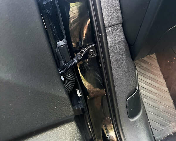 Чорний Ауді Ку3, об'ємом двигуна 1.98 л та пробігом 102 тис. км за 11200 $, фото 27 на Automoto.ua