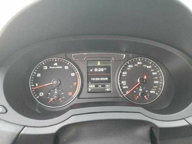 Черный Ауди Ку3, объемом двигателя 0 л и пробегом 43 тыс. км за 3000 $, фото 8 на Automoto.ua