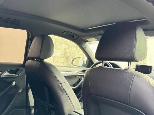 Чорний Ауді Ку3, об'ємом двигуна 2 л та пробігом 244 тис. км за 13800 $, фото 4 на Automoto.ua