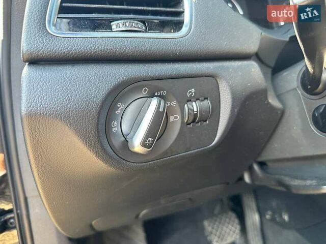 Черный Ауди Ку3, объемом двигателя 2 л и пробегом 233 тыс. км за 10100 $, фото 16 на Automoto.ua