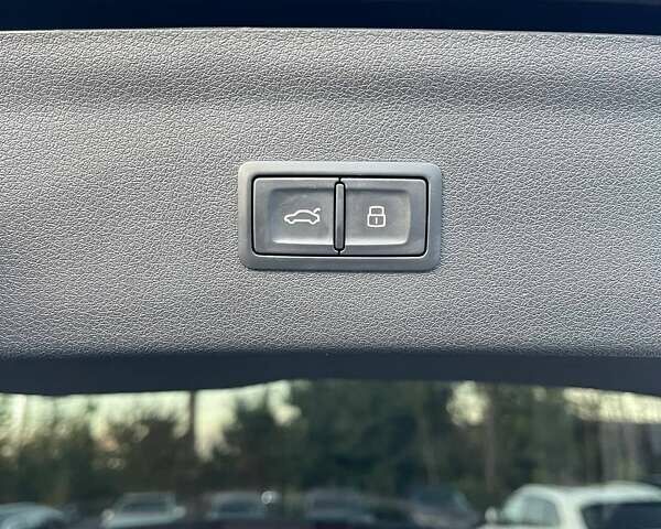 Черный Ауди Ку3, объемом двигателя 1.98 л и пробегом 128 тыс. км за 17100 $, фото 33 на Automoto.ua